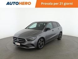 Harmaa Käytetty 2020 Mercedes B180 Tila-auto | 20.299 € (Perustarjous)