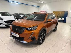 Arancione Usata 2020 Peugeot 2008 Allure SUV | 14.900 € (Buon prezzo)