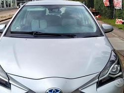 Grigio Usata 2018 Toyota Yaris Hybrid Due volumi | 11.000 € (Ottimo prezzo)