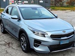 Argento Usata 2019 Kia XCeed Urban SUV | 15.500 € (Molto cara)