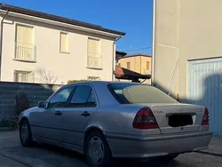 Usata 1997 Mercedes C250 Tre volumi | 2300 €