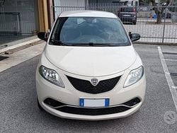 Beige Usata 2016 Lancia Ypsilon Platinum Due volumi | 8500 € (Buon prezzo)