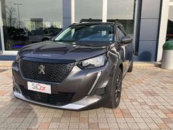 Grigio Usata 2020 Peugeot 2008 Allure SUV | 14.490 € (Buon prezzo)