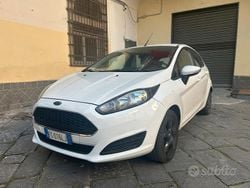 Bianco Usata 2016 Ford Fiesta Tre volumi | 4999 € (Ottimo prezzo)