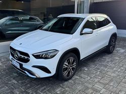 Bianco Usata 2024 Mercedes GLA180 Advanced Plus SUV | 42.500 € (Buon prezzo)