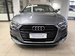 Grigio Usata 2016 Audi A3 Business Tre volumi | 15.500 € (Buon prezzo)