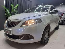 Grigio Usata 2022 Lancia Ypsilon Gold Due volumi | 10.990 € (Buon prezzo)