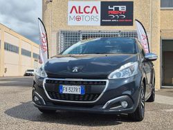 Grigio Usata 2019 Peugeot 208 Signature Sky Due volumi | 11.490 € (Buon prezzo)