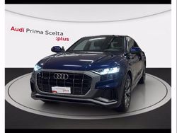 Blu navarra met Usata 2022 Audi Q8 Sport SUV | 67.900 € (Ottimo prezzo)
