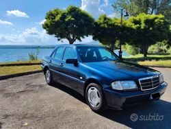 Blu/azzurro Usata 1999 Mercedes C180 Classic Tre volumi | 7500 € (Buon prezzo)