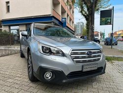Grigio Usata 2015 Subaru Outback Station wagon | 17.900 € (Molto cara)