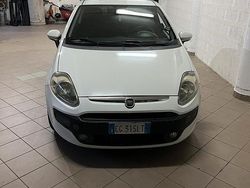 Usata 2011 Fiat Punto Evo Due volumi | 2500 €