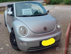 Grigio Usata 2004 VW Beetle Cabrio | 8500 € (Molto cara)