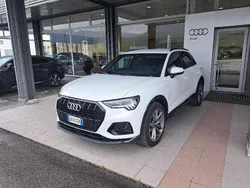 Bianco Usata 2020 Audi Q3 Ambiente SUV | 24.900 € (Buon prezzo)