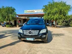 Nero Usata 2011 Mercedes ML320 SUV | 9600 €