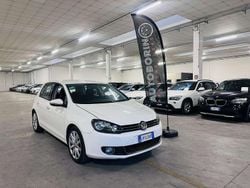Nero Usata 2011 VW Golf Highline Tre volumi | 6900 € (Buon prezzo)