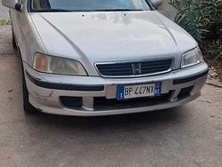 Grigio Usata 2001 Honda Civic Tre volumi | 500 €