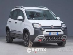 Bianco gelato pastello Usata 2021 Fiat Panda Cross Cross Due volumi | 15.532 € (Buon prezzo)