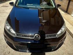 Nero Usata 2010 VW Golf VI Highline | 7300 € (Molto cara)