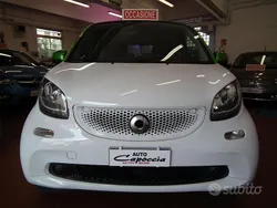 Bianco Usata 2017 Smart ForTwo Electric Drive Passion Due volumi | 8490 € (Ottimo prezzo)