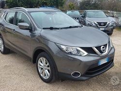 Usata 2015 Nissan Qashqai SUV | 7500 € (Super prezzo)