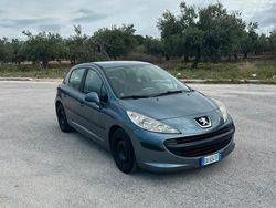 Usata 2006 Peugeot 207 Tre volumi | 3400 € (Cara)