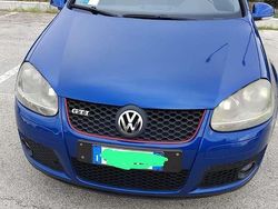 Blu/azzurro Usata 2004 VW Golf IV Tre volumi | 3000 € (Buon prezzo)