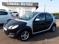 Nero Usata 2006 Smart ForFour Due volumi | 2500 € (Molto cara)
