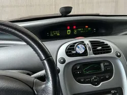 Grigio Usata 2008 Citroën Xsara Picasso Elegance Monovolume | 2900 € (Buon prezzo)