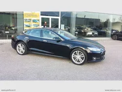 Nero Usata 2014 Tesla Model S Performance Tre volumi | 26.500 €