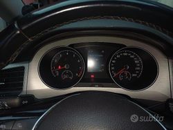 Grigio Usata 2016 VW Golf Sportsvan Monovolume | 11.500 € (Buon prezzo)