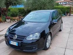 Usata 2008 VW Golf V Tre volumi | 4500 € (Cara)