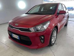 Rosso Usata 2020 Kia Rio Tre volumi | 10.500 € (Buon prezzo)