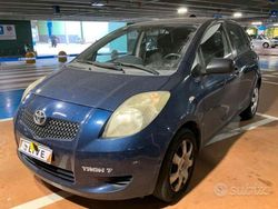 Blu Usata 2008 Toyota Yaris Tre volumi | 3200 €