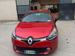 Rosso Usata 2013 Renault Clio IV Due volumi | 4500 €