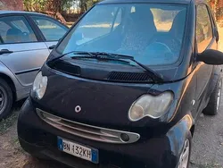 Usata 2000 Smart ForTwo Coupé Due volumi | 600 € (Ottimo prezzo)