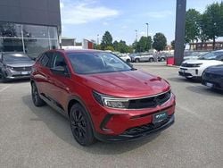 Karmi red Usata 2024 Opel Grandland X SUV | 26.990 € (Ottimo prezzo)