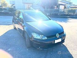 Usata 2015 VW Golf VII Trendline Tre volumi | 8800 € (Ottimo prezzo)
