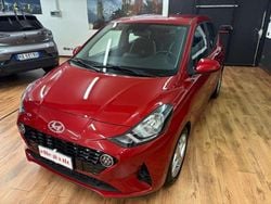 Rosso Usata 2020 Hyundai i10 Due volumi | 10.700 € (Buon prezzo)