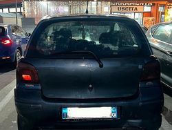 Blu Usata 2004 Toyota Yaris | 800 € (Super prezzo)
