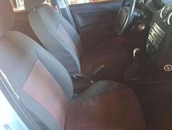 Usata 2004 Ford Fiesta Ambiente Tre volumi | 1500 € (Cara)