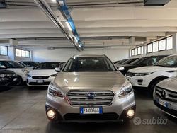 Grigio Usata 2015 Subaru Outback SUV | 7700 € (Molto cara)