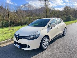 Beige Usata 2015 Renault Clio IV Tre volumi | 5999 € (Ottimo prezzo)