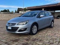 Blu/azzurro Usata 2015 Opel Astra Cosmo Station wagon | 5900 € (Buon prezzo)