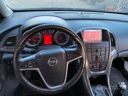 Usata 2011 Opel Astra Cosmo Station wagon | 2000 € (Buon prezzo)