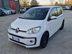 Bianco Usata 2018 VW up! Due volumi | 5900 € (Buon prezzo)