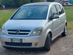Usata 2005 Opel Meriva Monovolume | 2200 € (Buon prezzo)