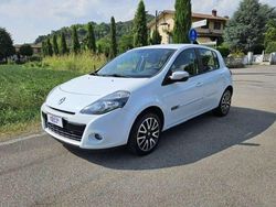 Bianco Usata 2012 Renault Clio III Dynamique Tre volumi | 3590 € (Buon prezzo)