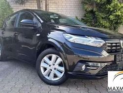 Nero Usata 2021 Dacia Sandero Tre volumi | 12.900 € (Cara)