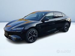 Nero Nuova 2025 BYD Seal Tre volumi | 50.440 € (Molto cara)